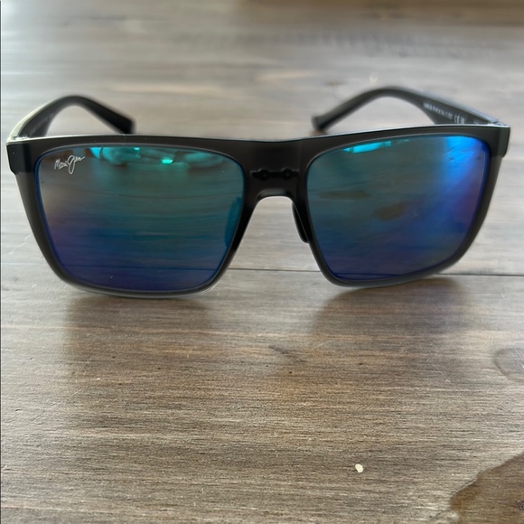 Maui Jim Honokalani Translucent Grey Sunglasses - Picture 6 of 6